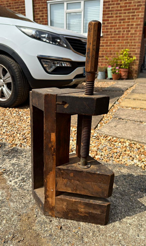 Antique carpenters bench vice - carpenters,
