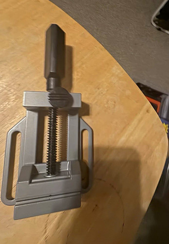 Adjustable metal bench vice - adjustable,