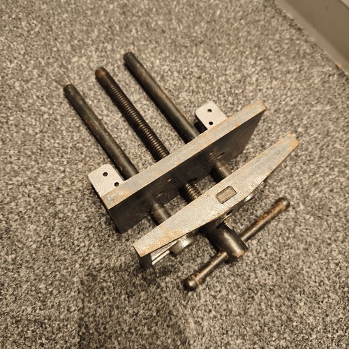 Vintage bench vice heavy - vintage,